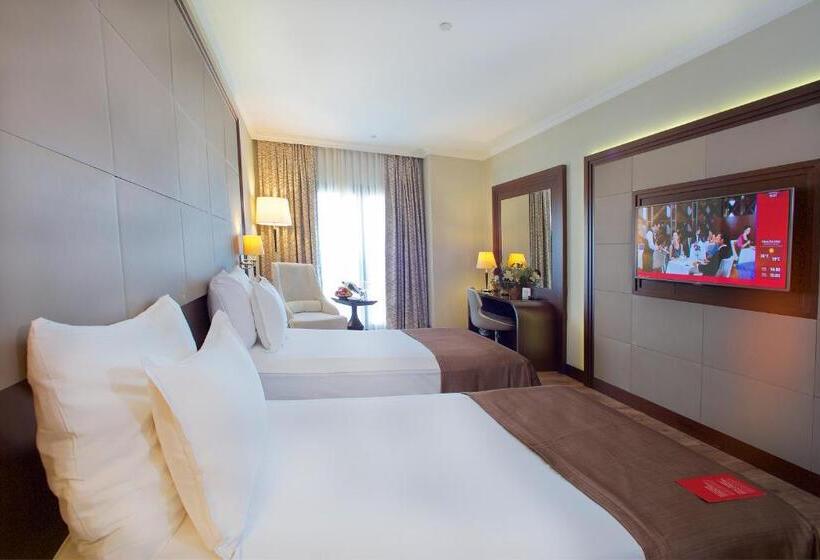 Standard Room, Ramada  & Suites By Wyndham Istanbul Merter