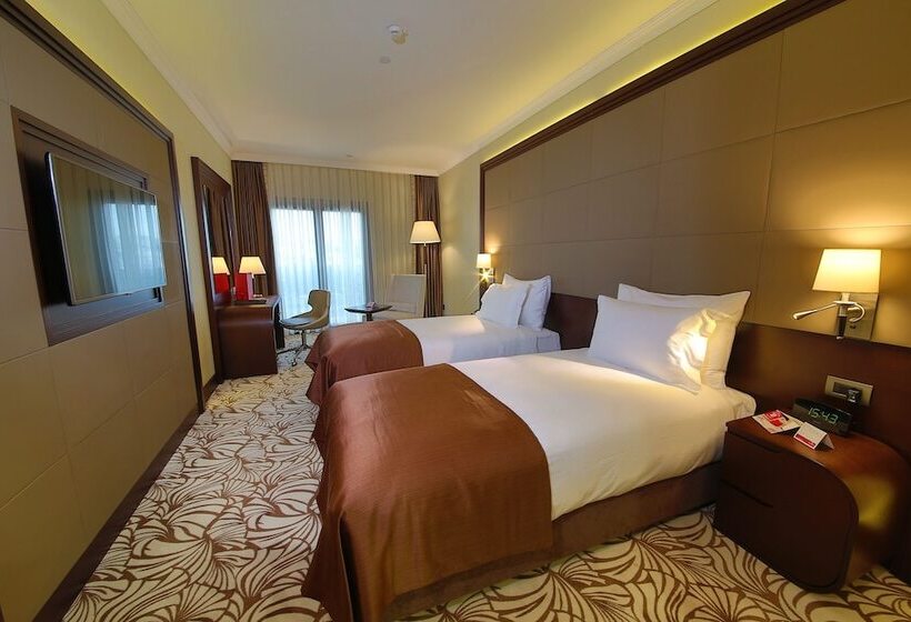 Standard Room, Ramada  & Suites By Wyndham Istanbul Merter