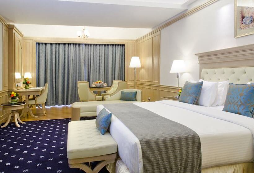 اتاق لوکس, Royale Chulan Penang