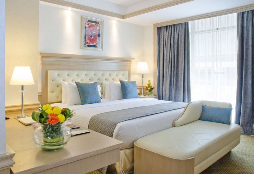 سوییت خانوادگی, Royale Chulan Penang