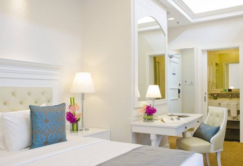 سوییت اجرایی, Royale Chulan Penang