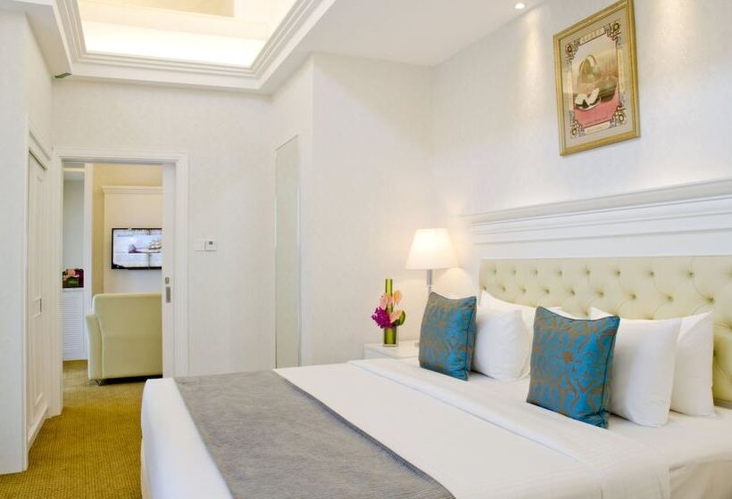 سوییت اجرایی, Royale Chulan Penang