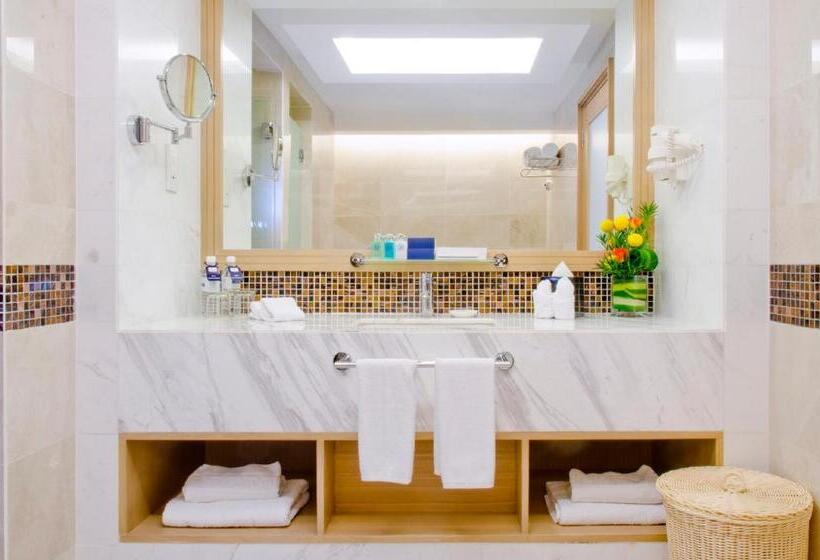 اتاق استاندارد, Royale Chulan Penang