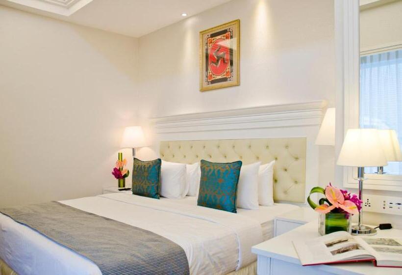 استودیوی استاندارد, Royale Chulan Penang