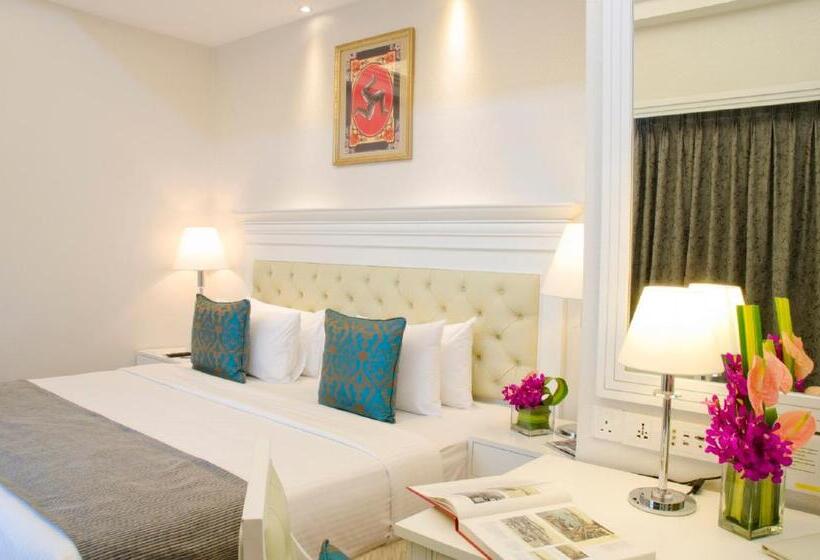 استودیوی استاندارد, Royale Chulan Penang