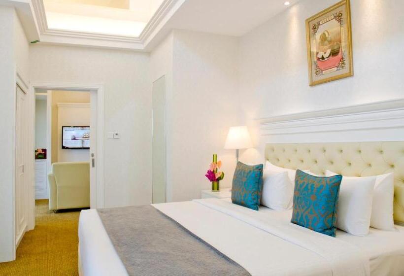 سوییت اجرایی, Royale Chulan Penang
