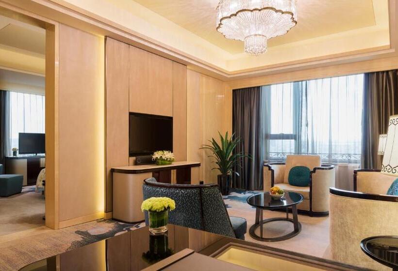 سوییت لوکس, Wanda Realm Chifeng