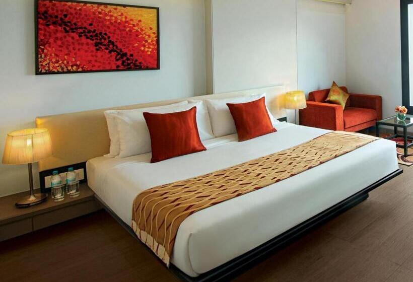اتاق لوکس, Lemon Tree Hotel, Vadodara