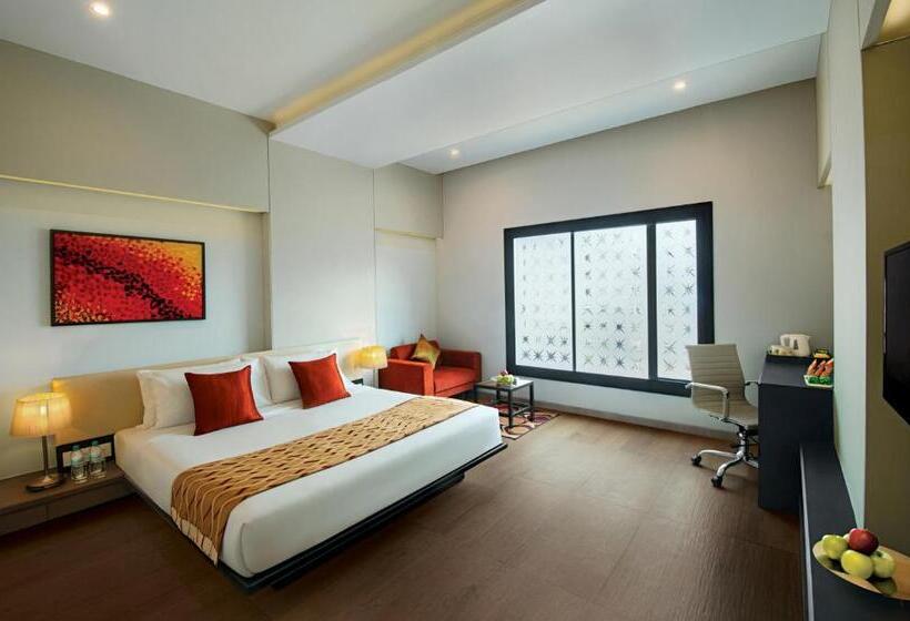 Deluxe Room, Lemon Tree  Vadodara