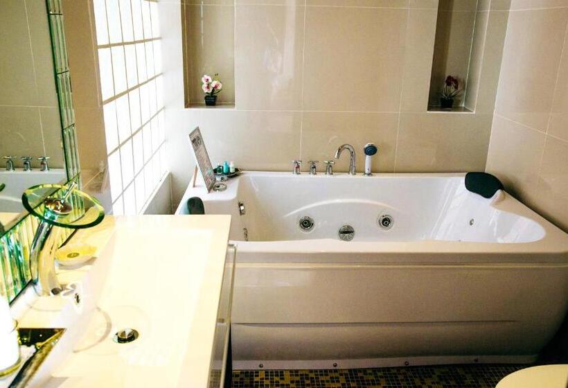 ویلای 2 خوابه, Dhevan Dara Beach Villa Kuiburi