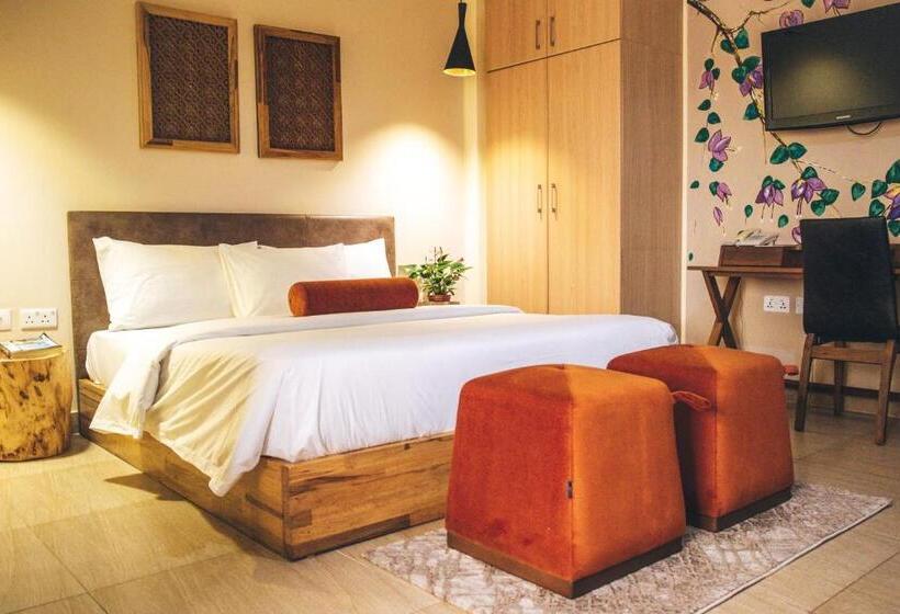 اتاق استاندارد, Roots Apartment