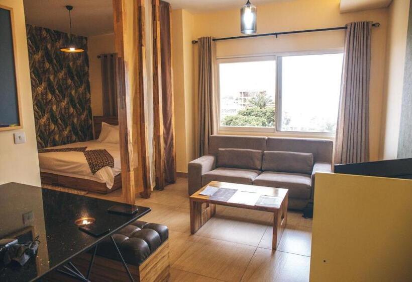 اتاق سوپریور, Roots Apartment