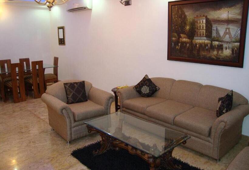 سوییت لوکس, Skylink Suites Bed & Breakfast