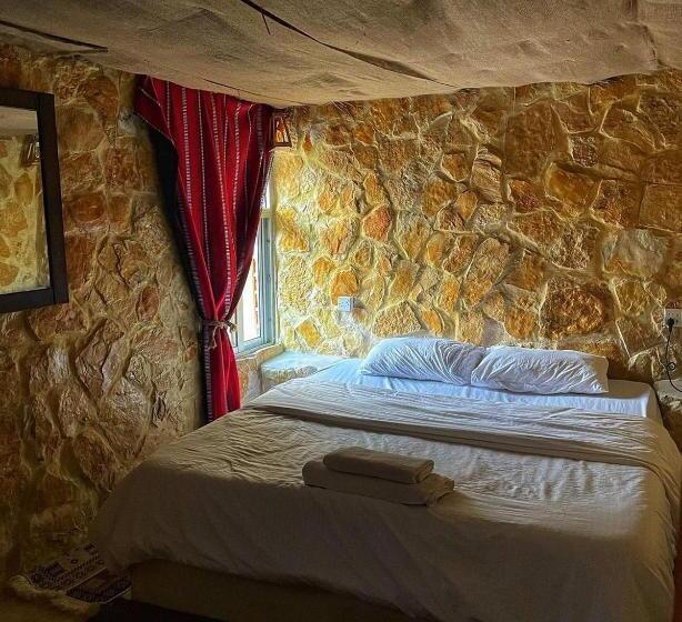 Deluxe Room Mountain View, 7 Caves