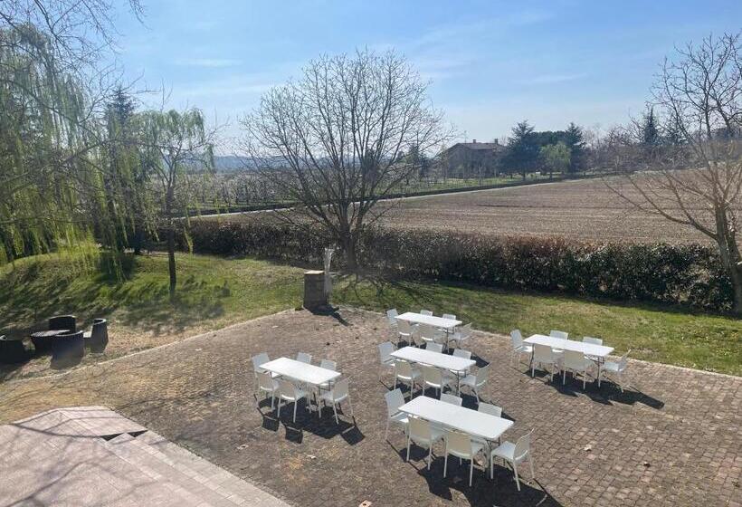 اتاق استاندارد, Malamù Bnb Eventi