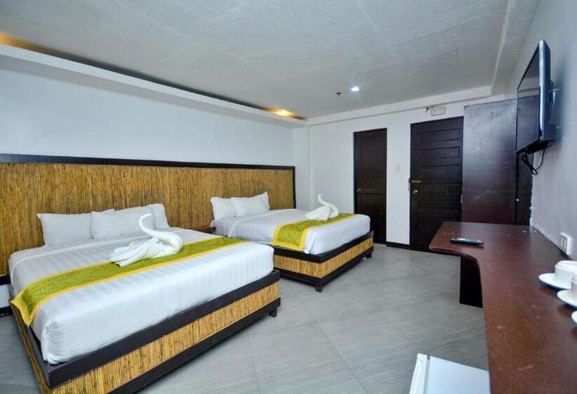 اتاق استاندارد چهار تخته, Bamboo Beach Resort & Restaurant