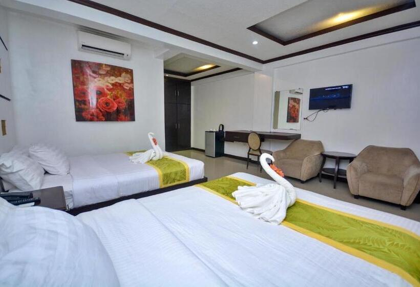 اتاق لوکس, Bamboo Beach Resort & Restaurant