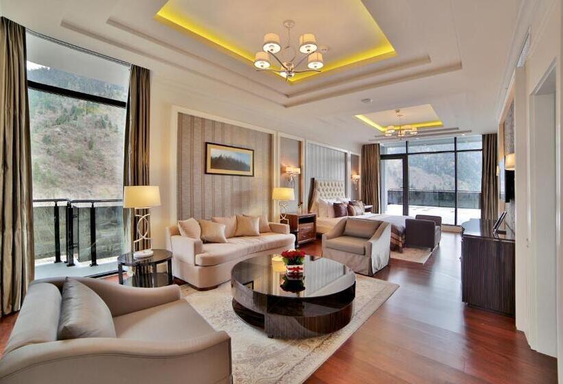 سوئیت پرزیدنت, Borjomi Likani Health & Spa Centre