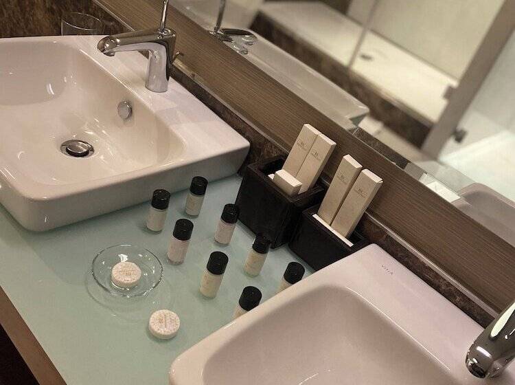 سوییت اجرایی, Borjomi Likani Health & Spa Centre
