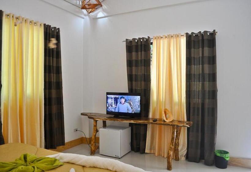 اتاق سوپریور با چشم‌انداز باغ, Cocoloco Beach Resort