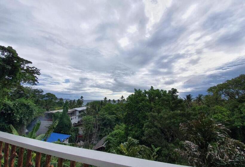 اتاق سوپریور با چشم‌انداز, Cocoloco Beach Resort