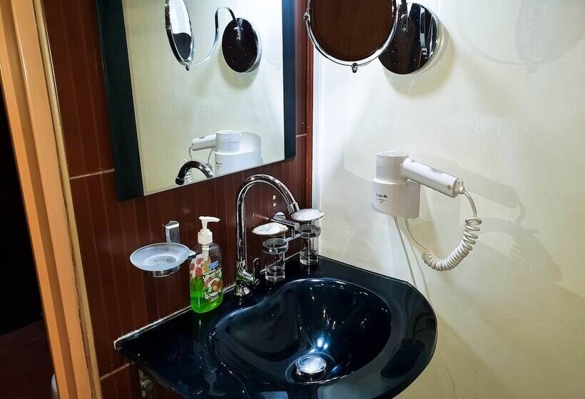 اتاق سوپریور با چشم‌انداز دریا و بالکن, Cocoloco Beach Resort