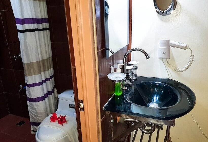 اتاق سوپریور با چشم‌انداز دریا و بالکن, Cocoloco Beach Resort