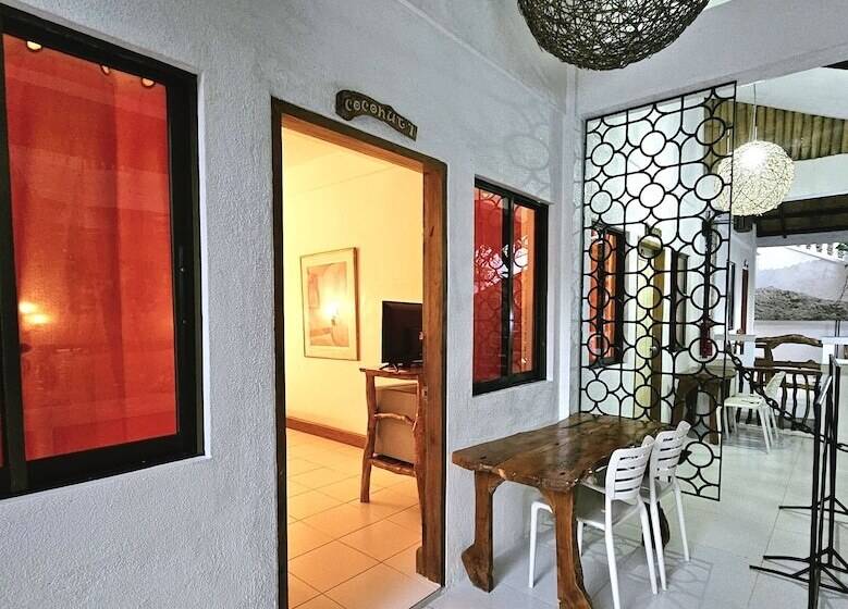 اتاق استاندارد با چشم‌انداز باغ, Cocoloco Beach Resort