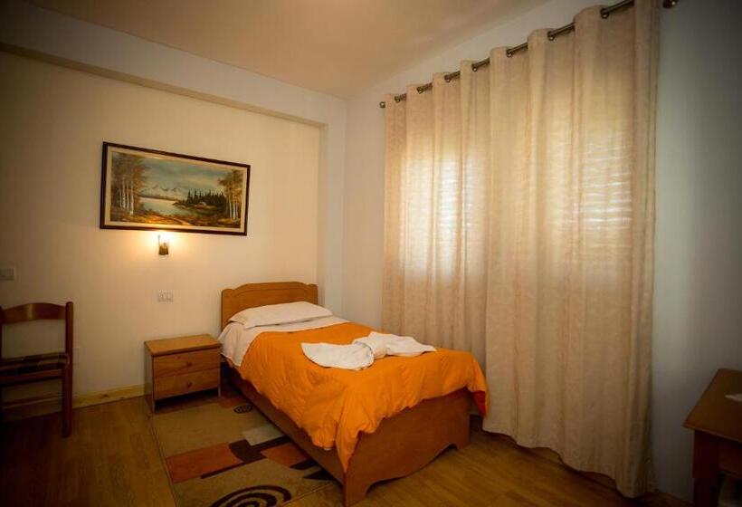 اتاق استاندارد یک نفره, Kolping