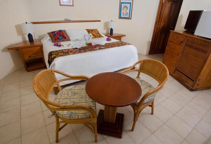 Suite King Bed, La Joya Isla Mujeres
