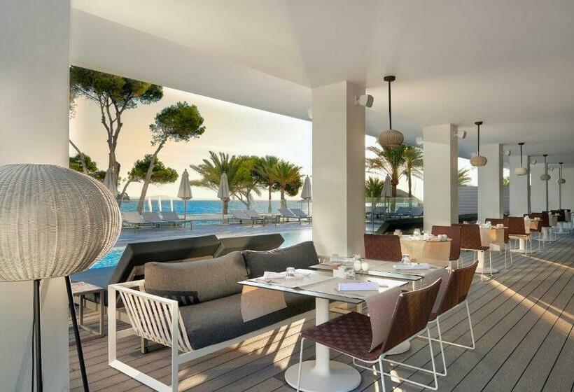 オーシャンビューのプレミアムルーム。, Meliá Calviá Beach