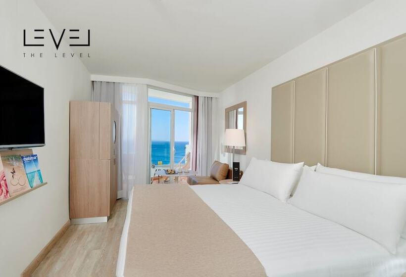 オーシャンビューのプレミアムルーム。, Meliá Calviá Beach