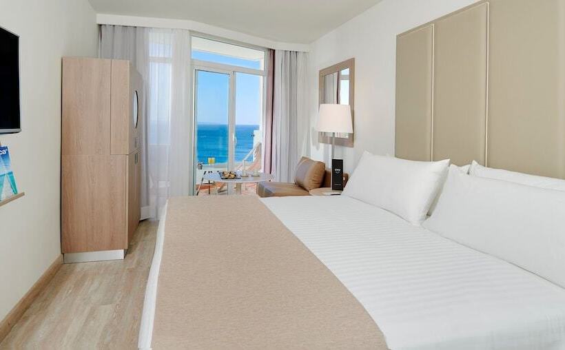 オーシャンビューのプレミアムルーム。, Meliá Calviá Beach