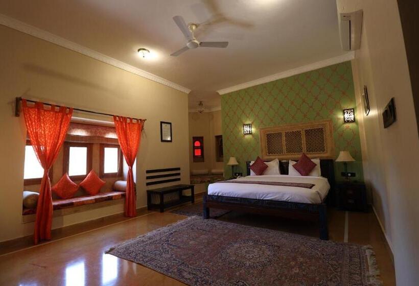 Deluxe Room, The Gulaal