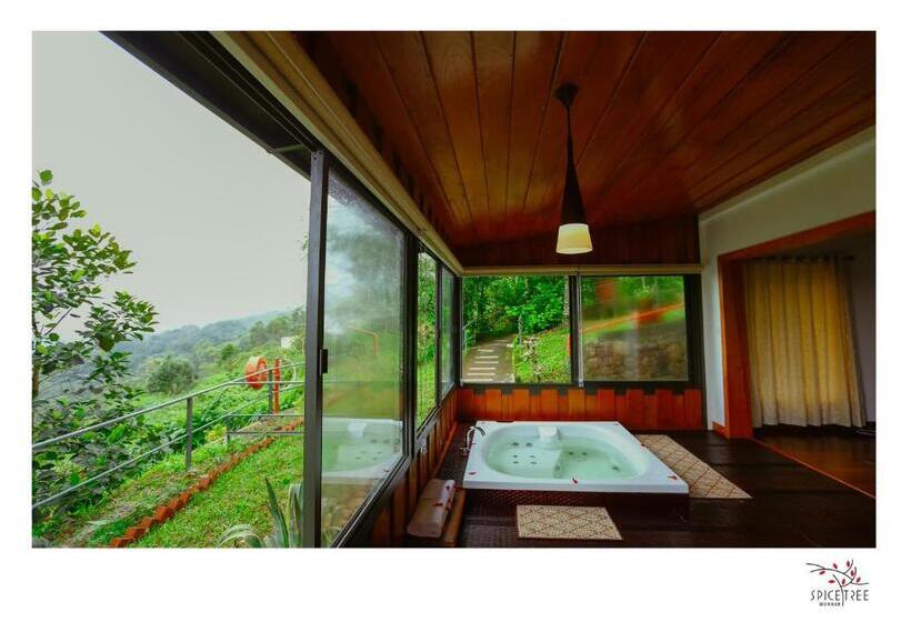 Suite, Spicetree Munnar