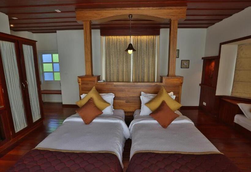 Classic Room, Spicetree Munnar