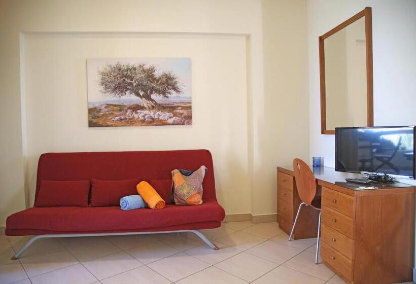 Family studio with sea view, Sitia Bay