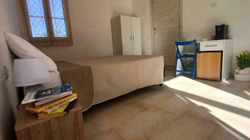 اتاق استاندارد چهار تخته, B&b Dimorangel