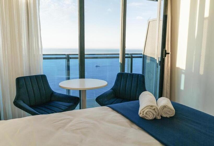 سوییت با چشم‌انداز دریا, Orbi Hotel Rooms