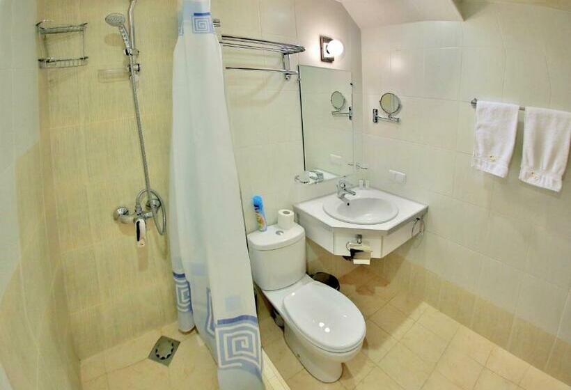 اتاق اکونومی, Hostel Jupiter