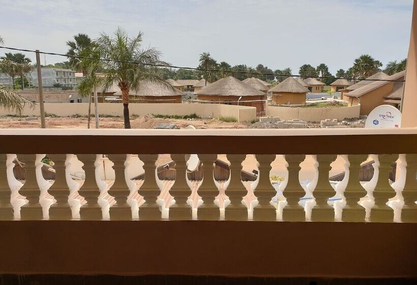 اتاق داخلی دلوکس, Djeliba Resort