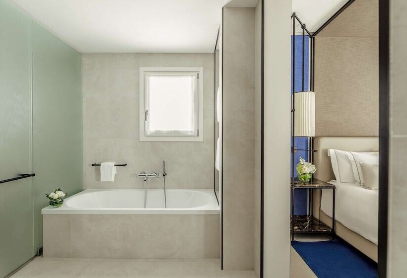 سوئیت جونیور با چشم‌انداز, Tivoli Portopiccolo Sistiana Wellness Resort & Spa