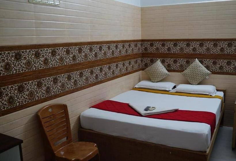 اتاق لوکس, Just Guest House, Chennai Airport