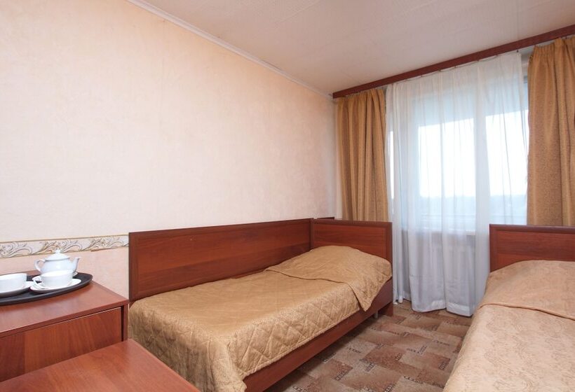 اتاق استاندارد, Repinskaya