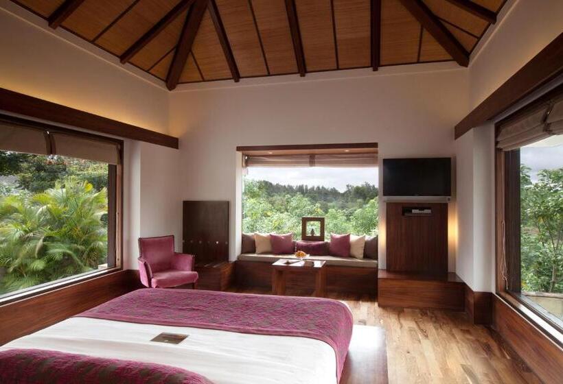 اتاق استاندارد با تراس, The Serai Chickmagalur