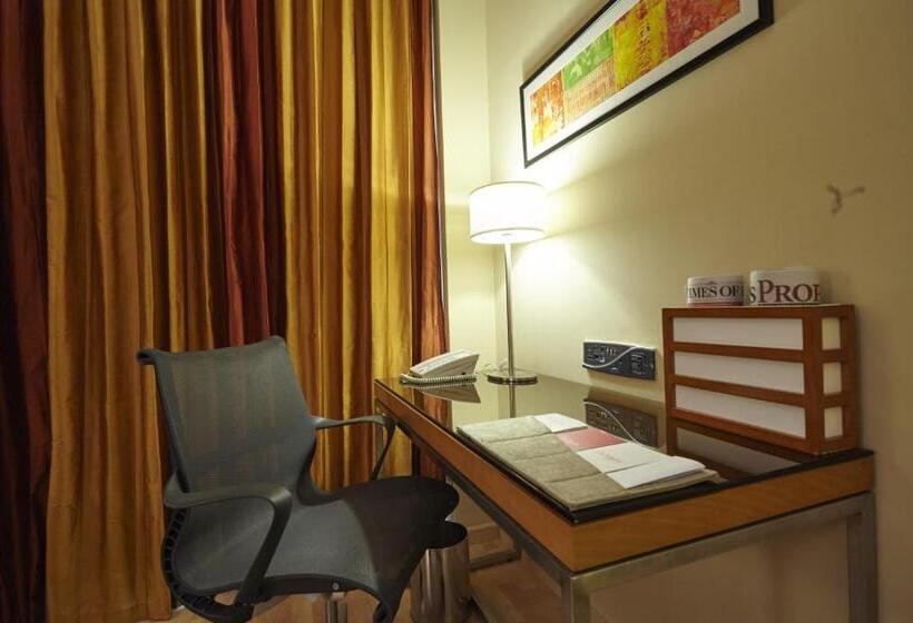 Junior Suite, Turyaa Chennai Omr It Expressway