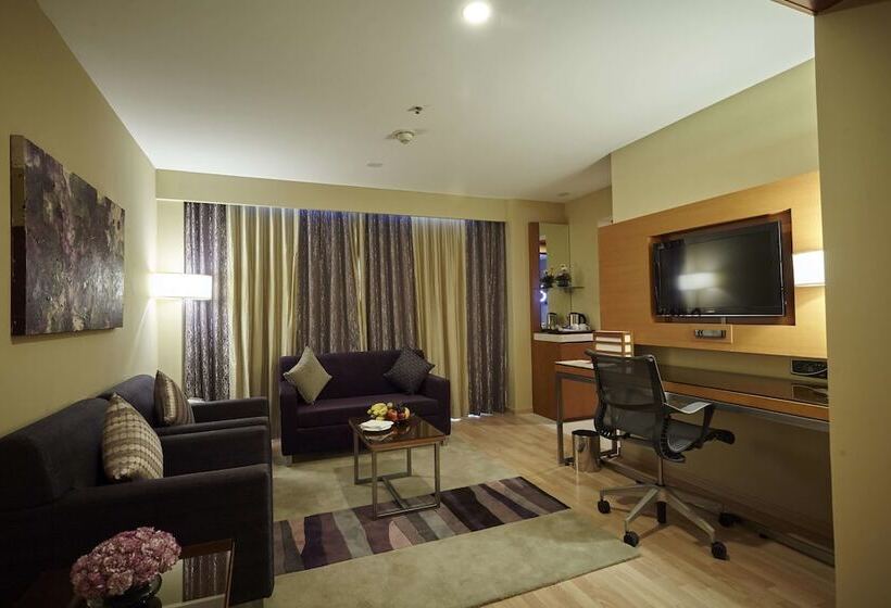 Junior Suite, Turyaa Chennai Omr It Expressway