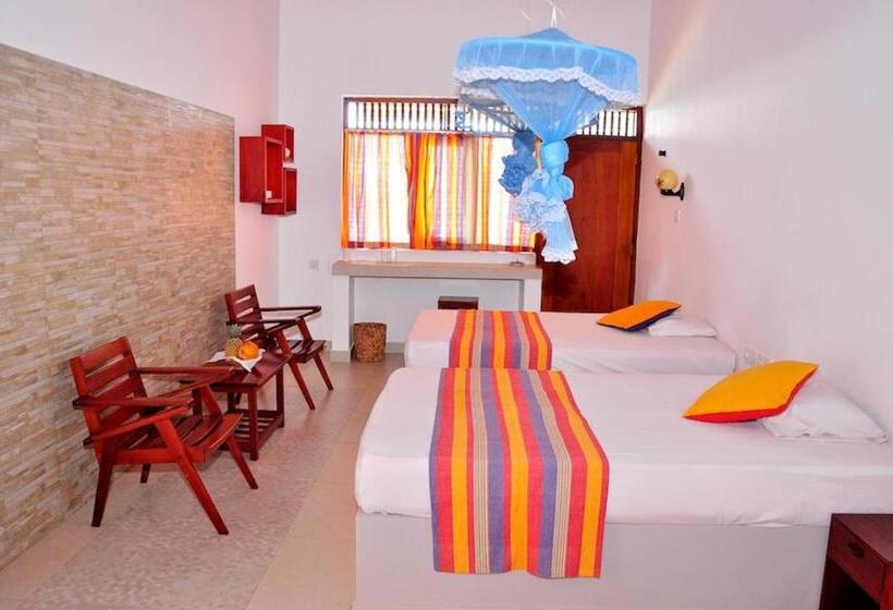 اتاق استاندارد سه نفره, Ypsylon Tourist Resort