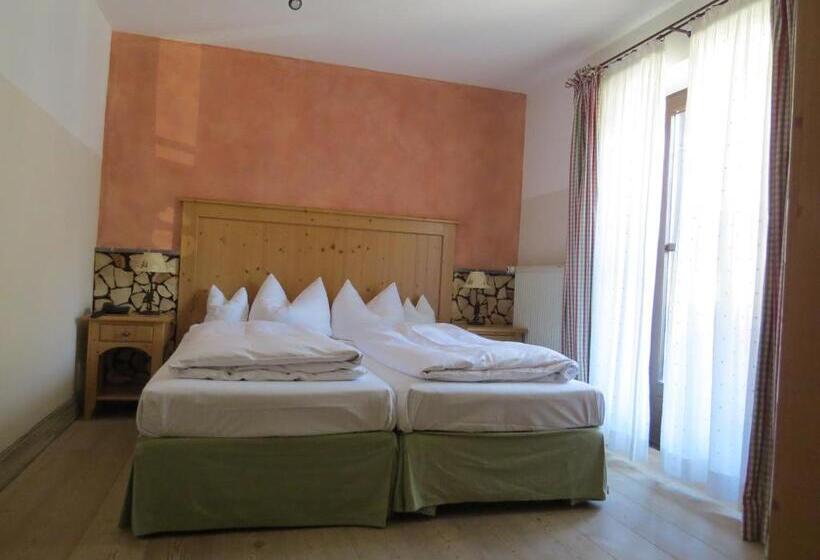 اتاق استاندارد با بالکن, Landhotel Panorama