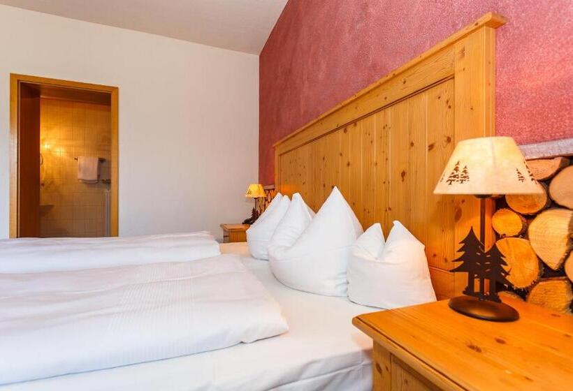 اتاق استاندارد با بالکن, Landhotel Panorama